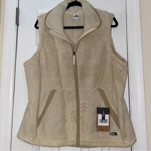 NWT North Face Women’s Sherpa Vest - XL